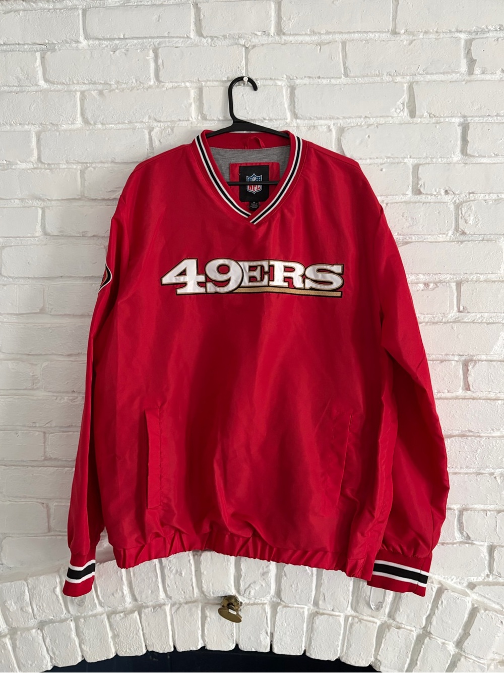 Men’s San Francisco 49ers nfl pullover jacket size medium red
